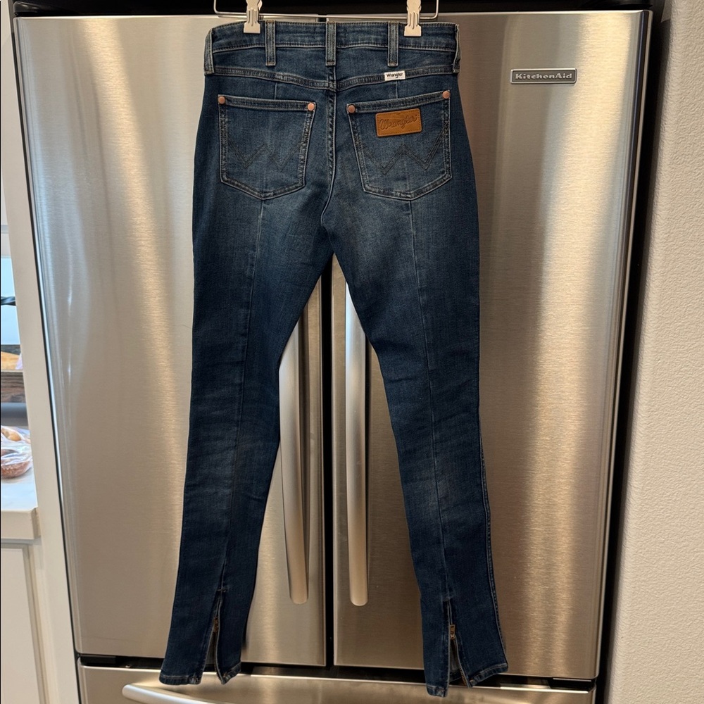 Wrangler Spat Low Rise Jean Dark Blue Skinny Jeans with Zipper Accents - Picture 2 of 11